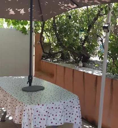 Bed & Breakfast Chez Vero - D'hote Privee - Proche Cassis Ste Baume Marseille Le Castelet Agora - Parking Clos -